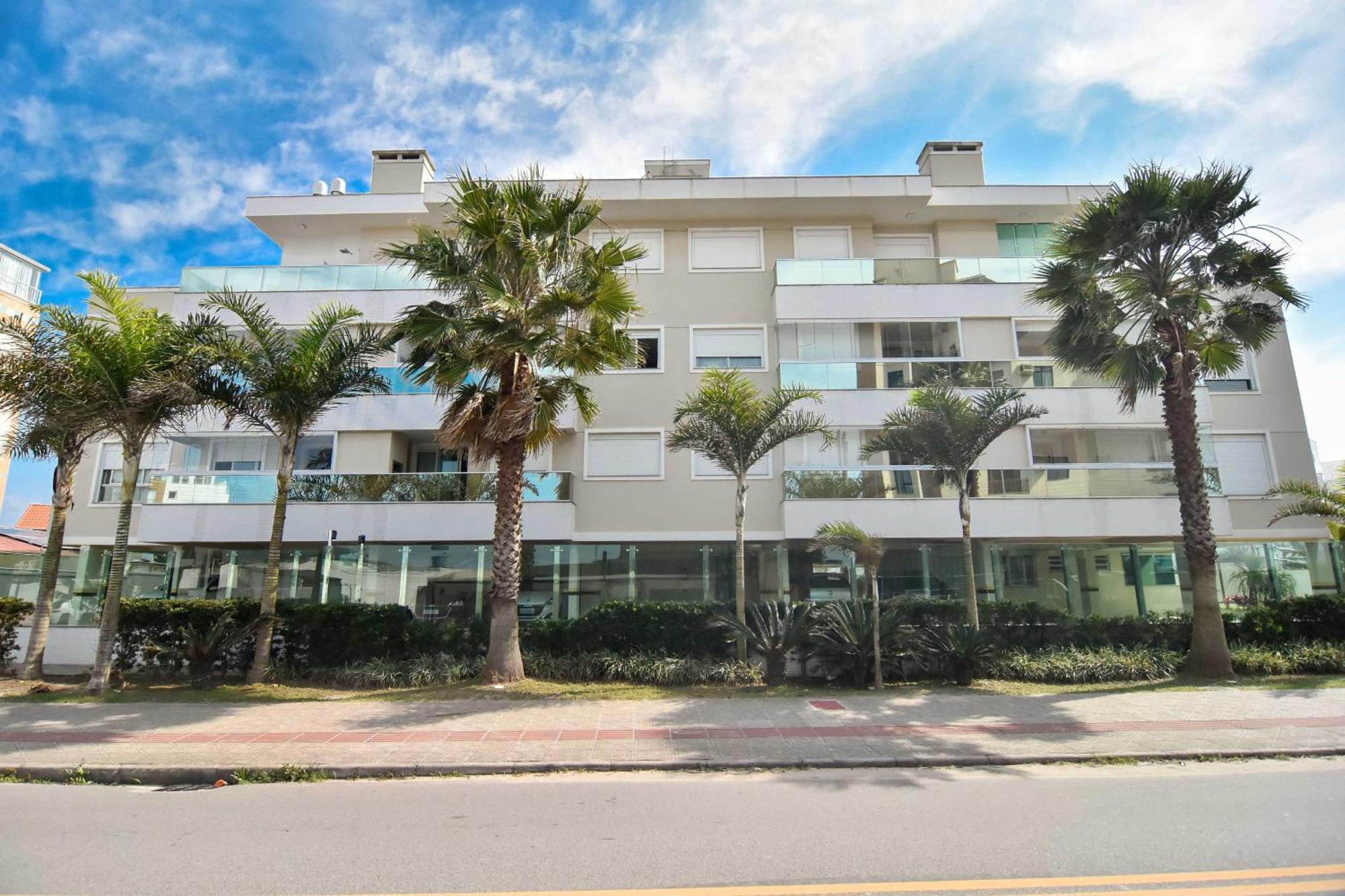 Sete Mares: Otima Estrutura Ao Lado Da P990 Apartamento Florianopolis